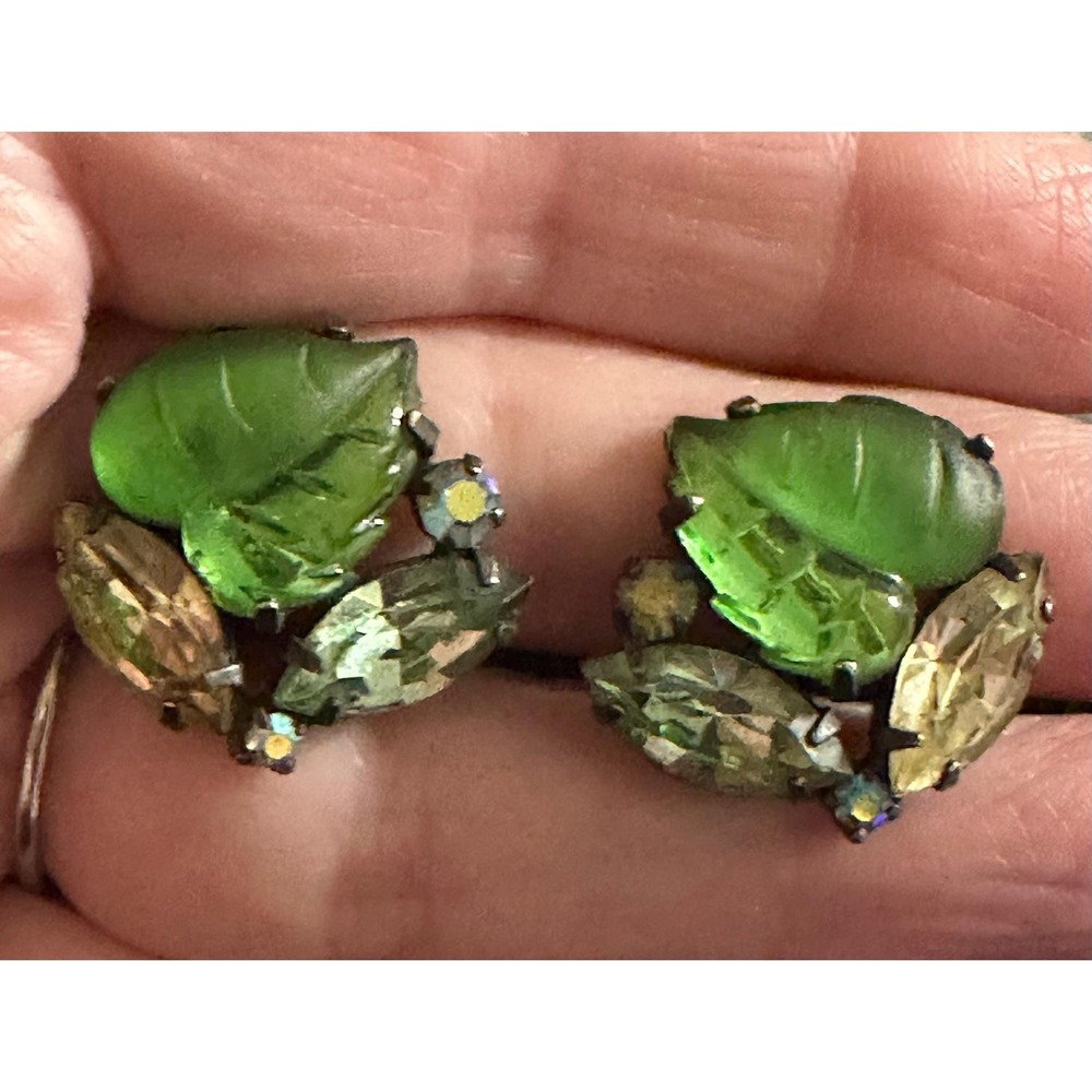 Vintage Coro Clip On Earrings Green Molded Glass Leaves
